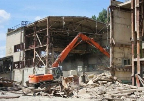 Снос заводов, производственных зданий